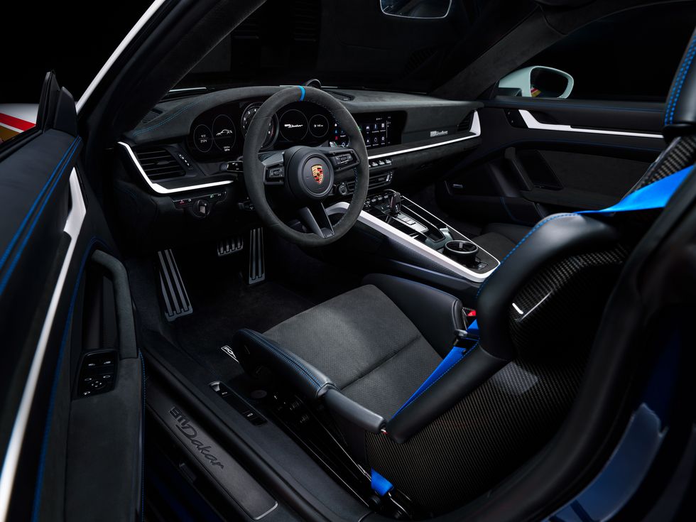 2023 Porsche 911 Dakar High-Resolution Displays in Houston TX
