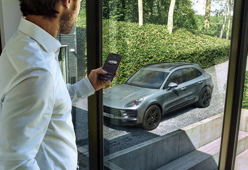 Porsche North Houston in Houston TX