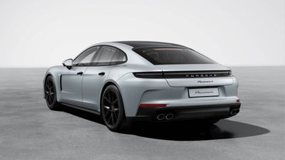 2026 Porsche Panamera Panamera 4