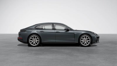 2026 Porsche Panamera 4