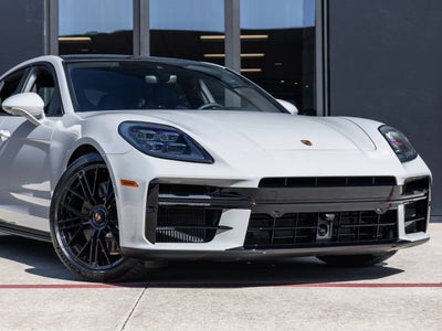 2026 Porsche Panamera Panamera GTS