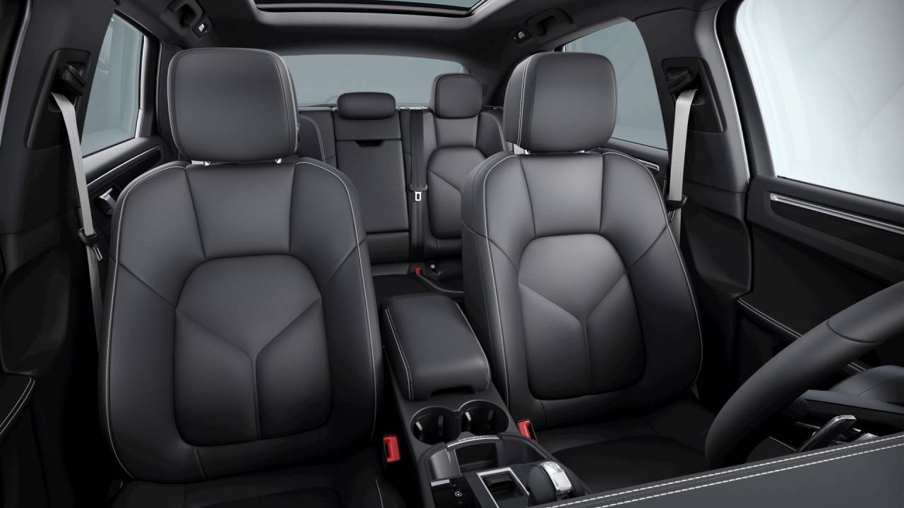 2026 Porsche Macan Base