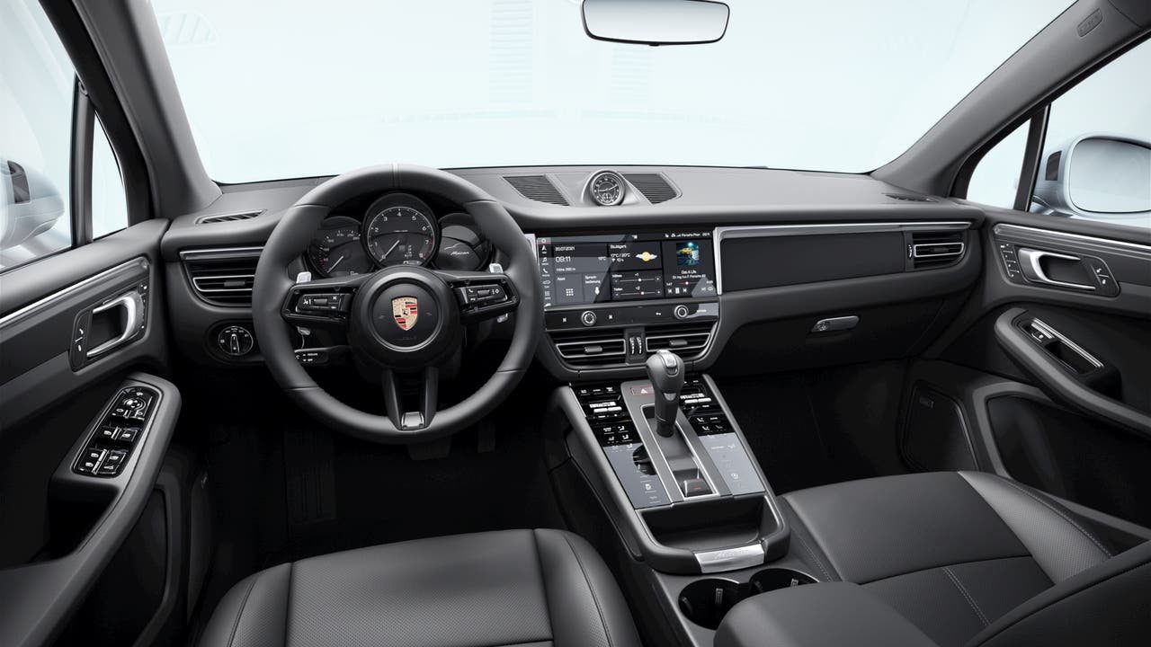 2026 Porsche Macan AWD