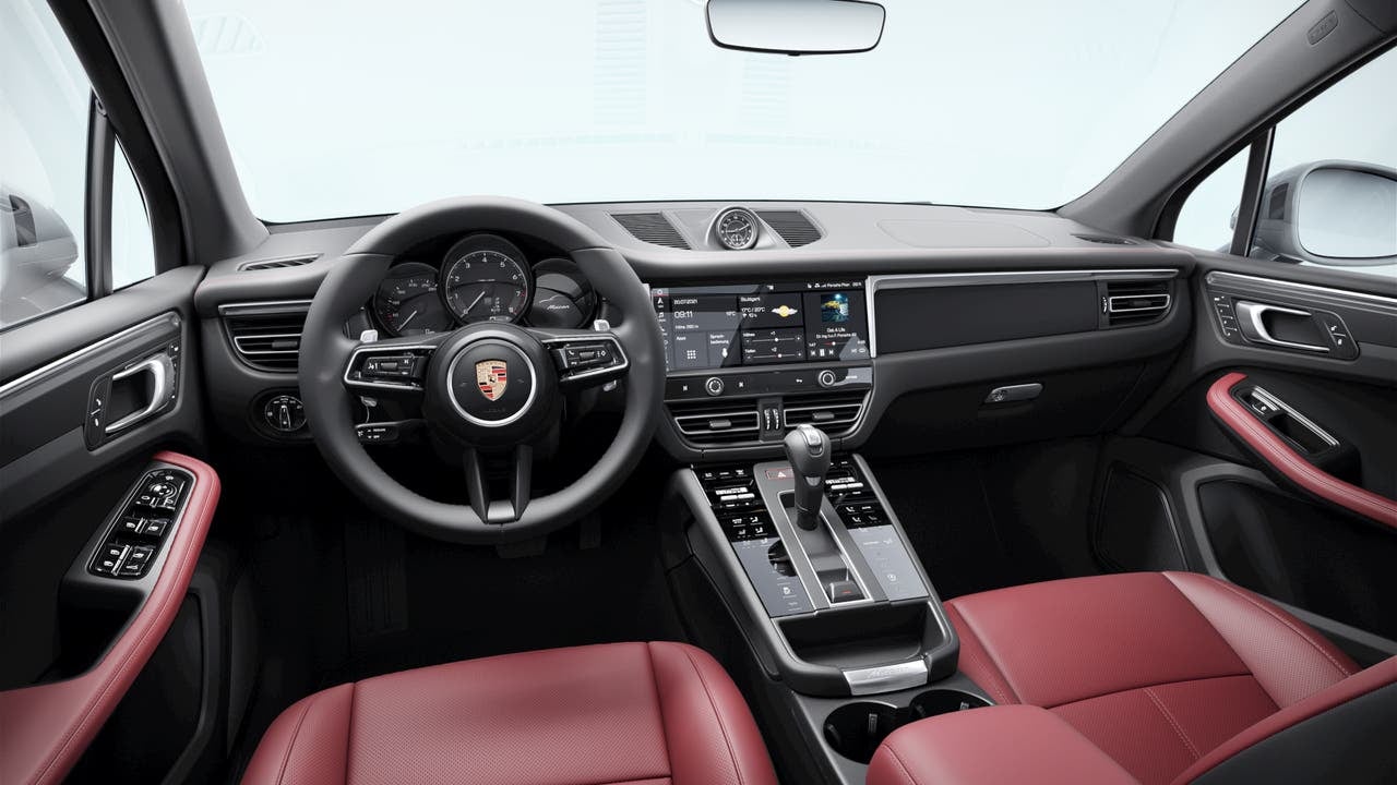2026 Porsche Macan Base