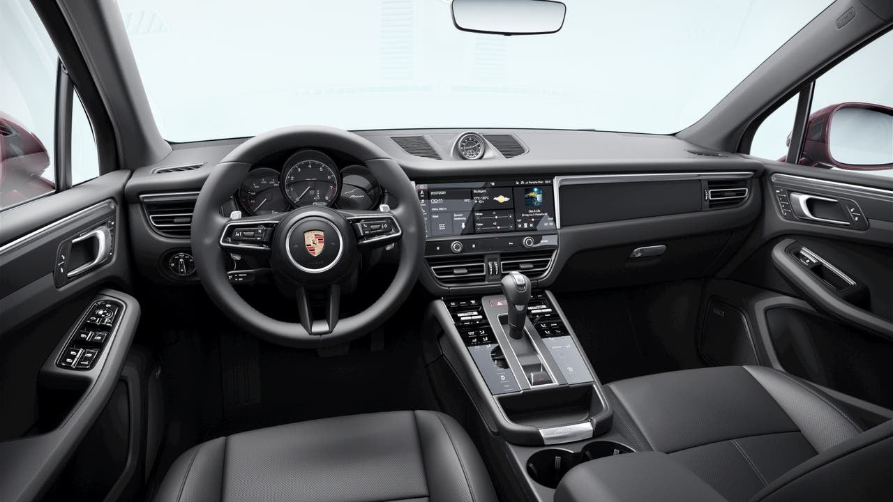 2026 Porsche Macan AWD