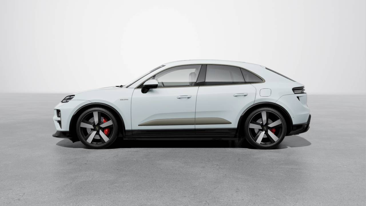 2026 Porsche Macan Turbo Electric