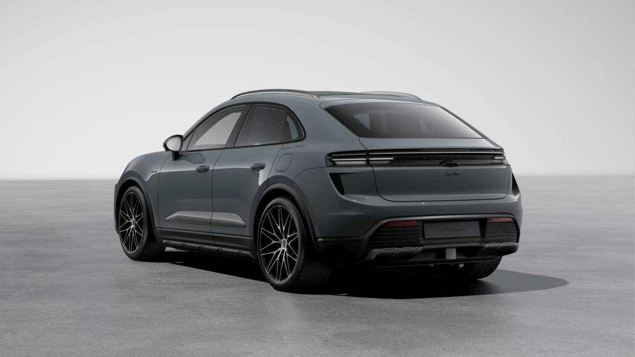 2026 Porsche Macan Turbo Electric