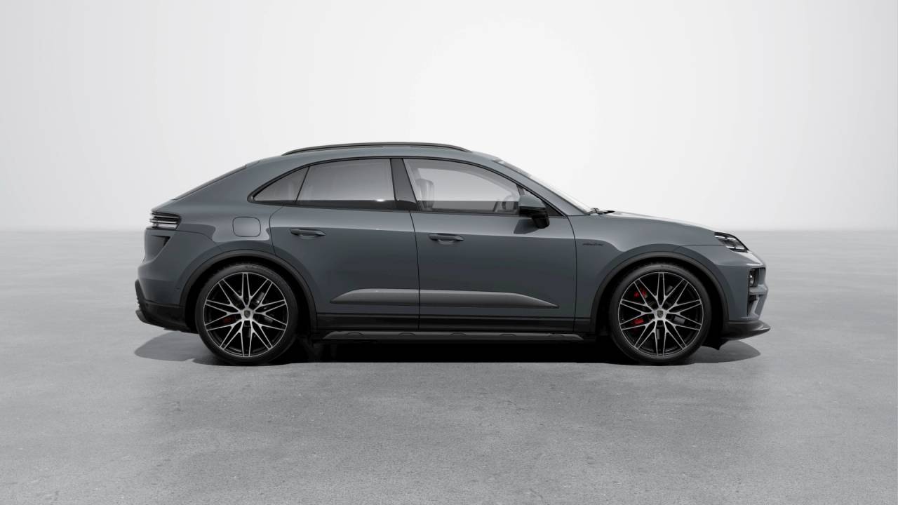 2026 Porsche Macan Turbo Electric