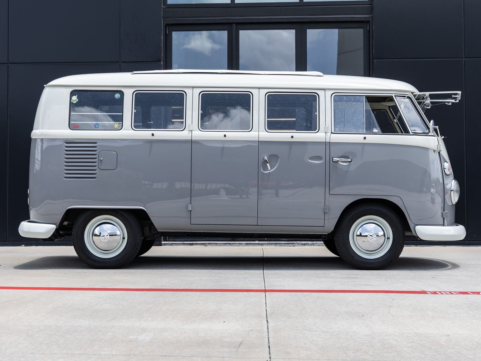 1966 Volkswagen Kombi Base