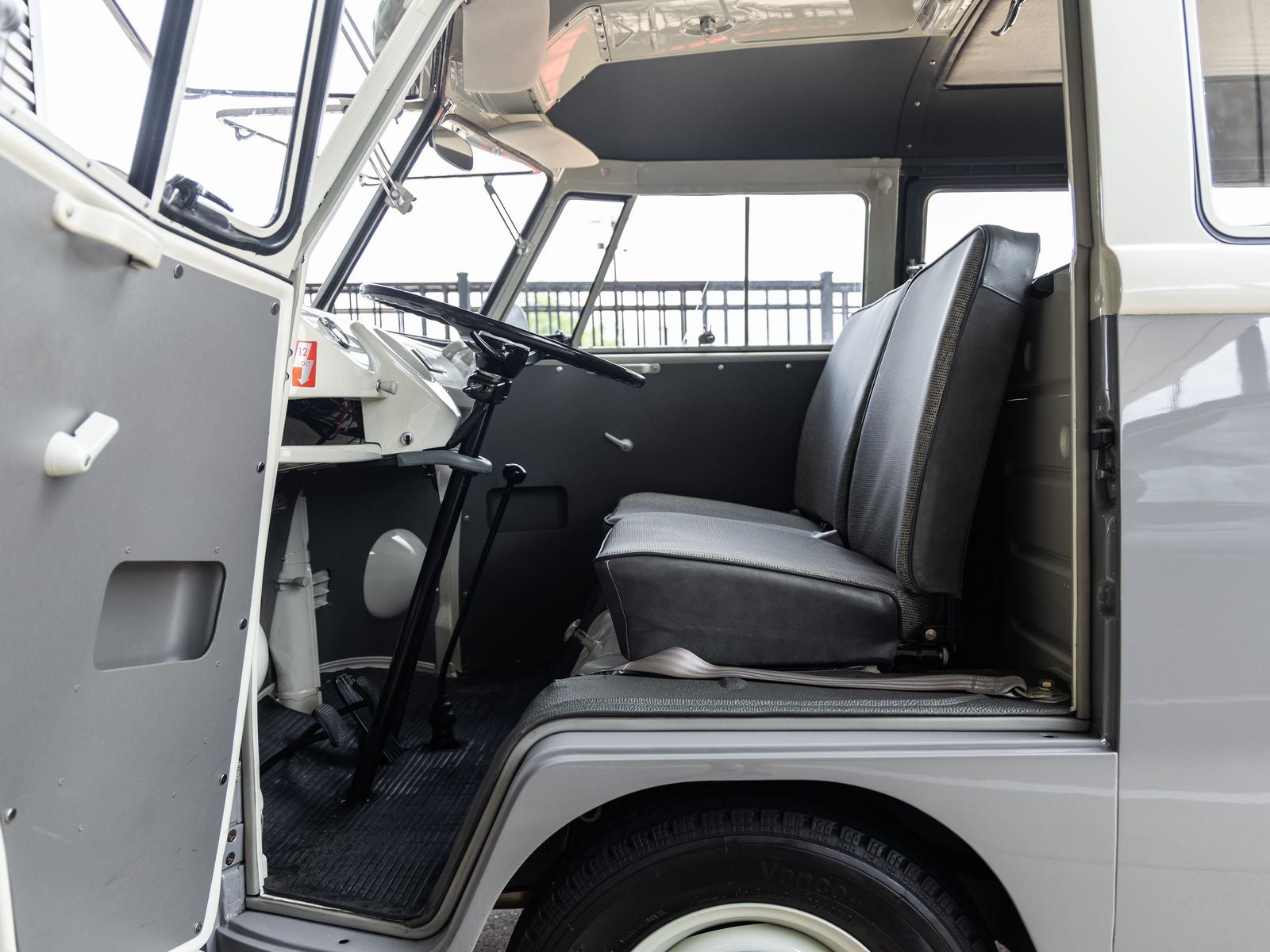 1966 Volkswagen Kombi Base