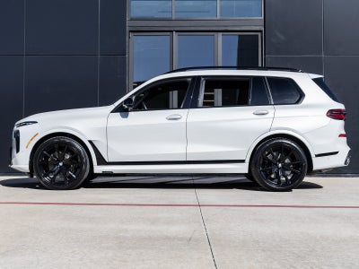 2026 BMW X7 M60i
