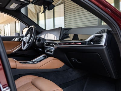 2025 BMW X6 M60i