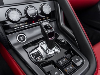 2018 Jaguar F-TYPE R