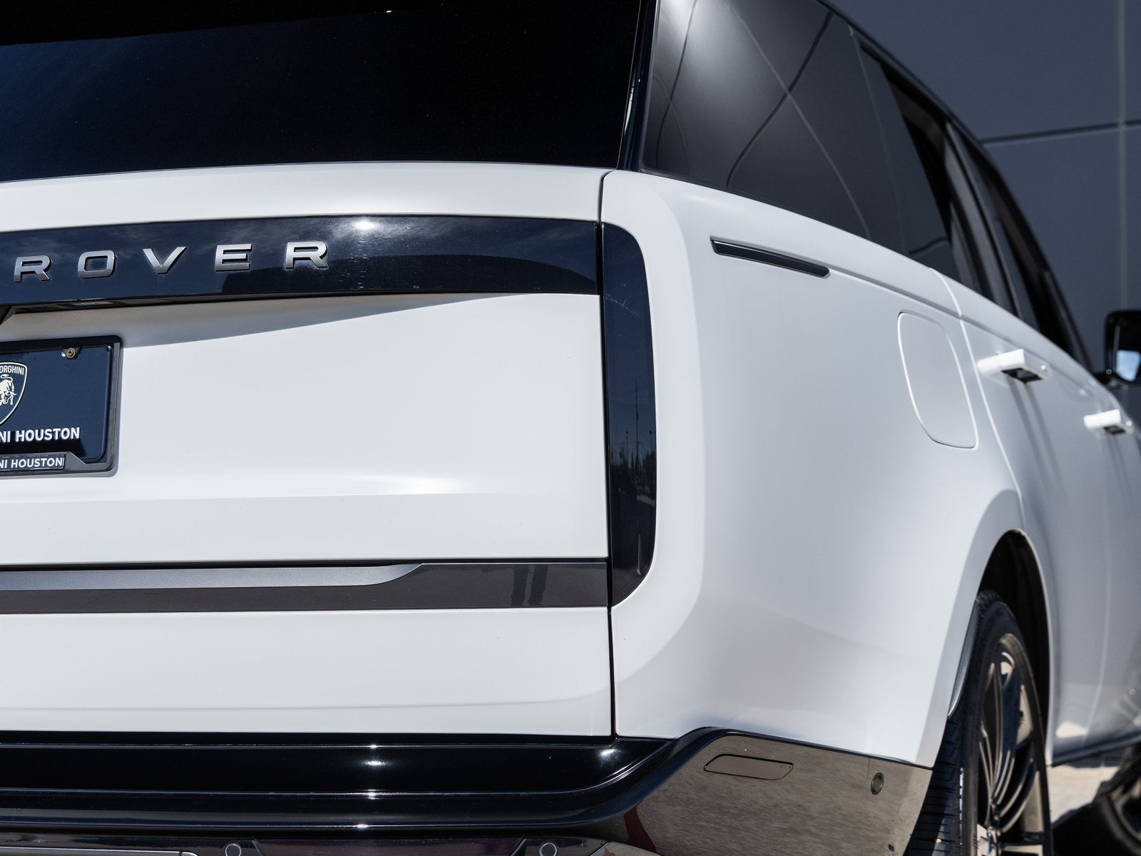 2025 Land Rover Range Rover SE