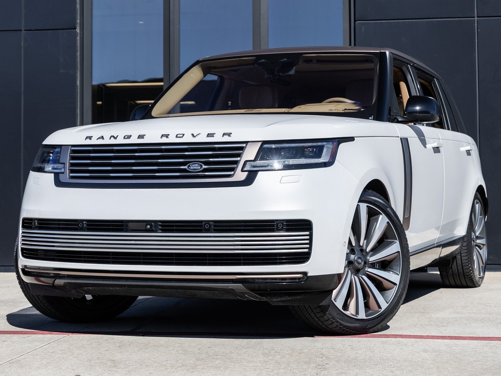 2022 Land Rover Range Rover SV
