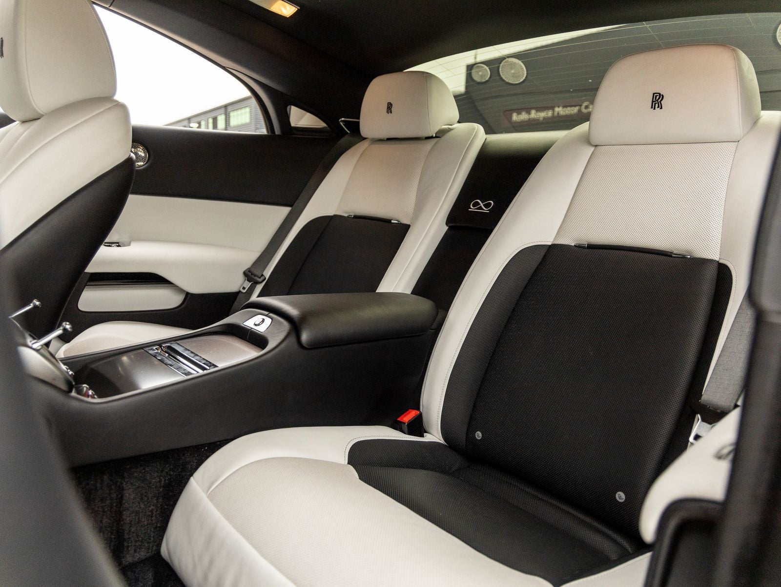 2018 Rolls-Royce Wraith Base