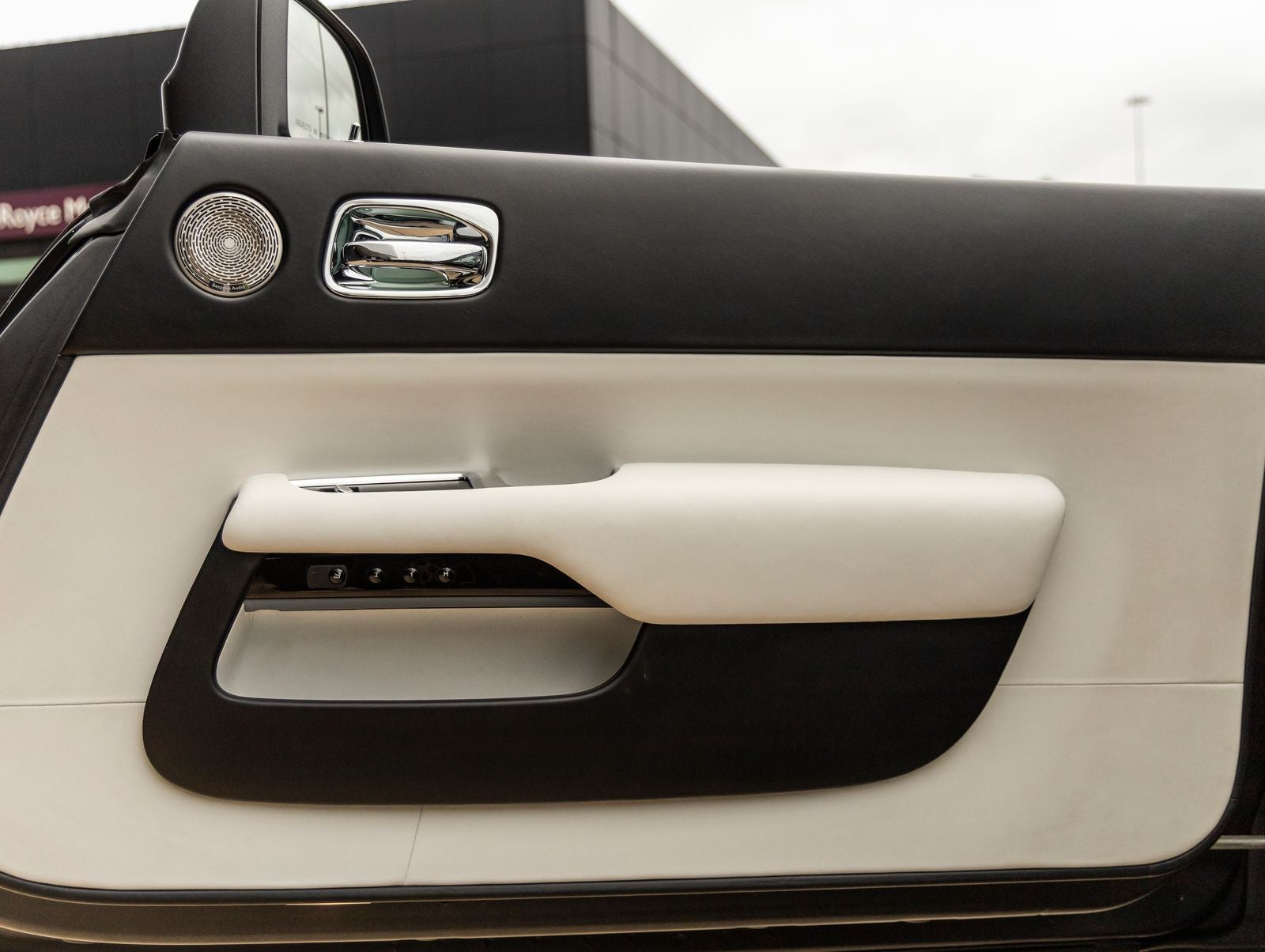 2018 Rolls-Royce Wraith Base