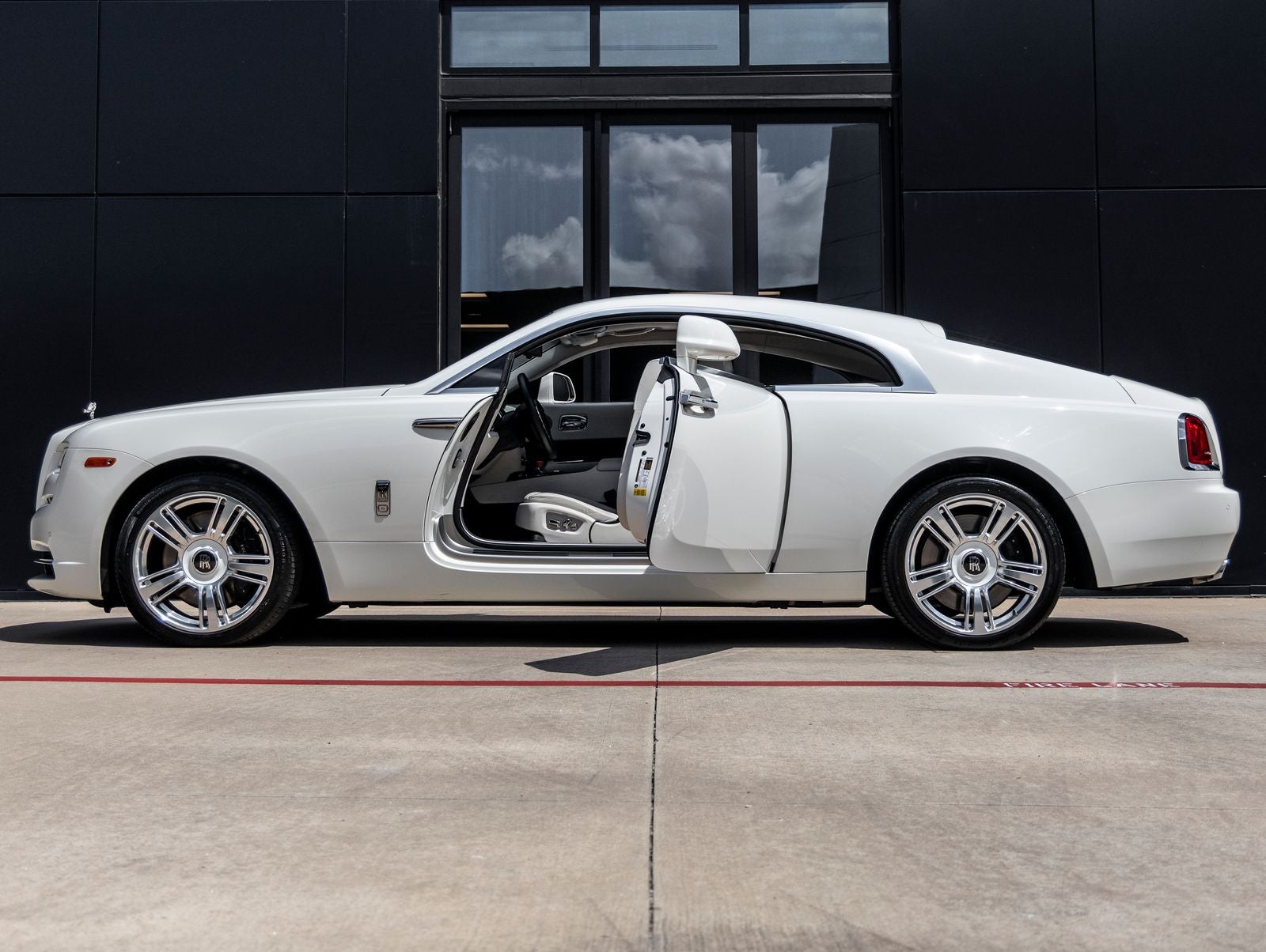2018 Rolls-Royce Wraith Base