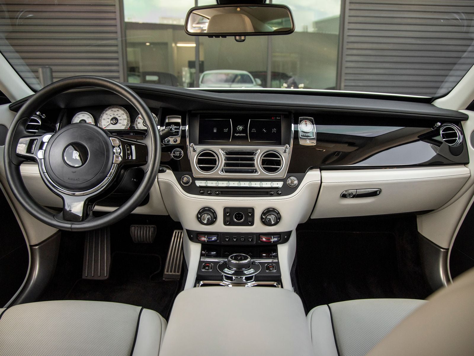 2018 Rolls-Royce Wraith Base