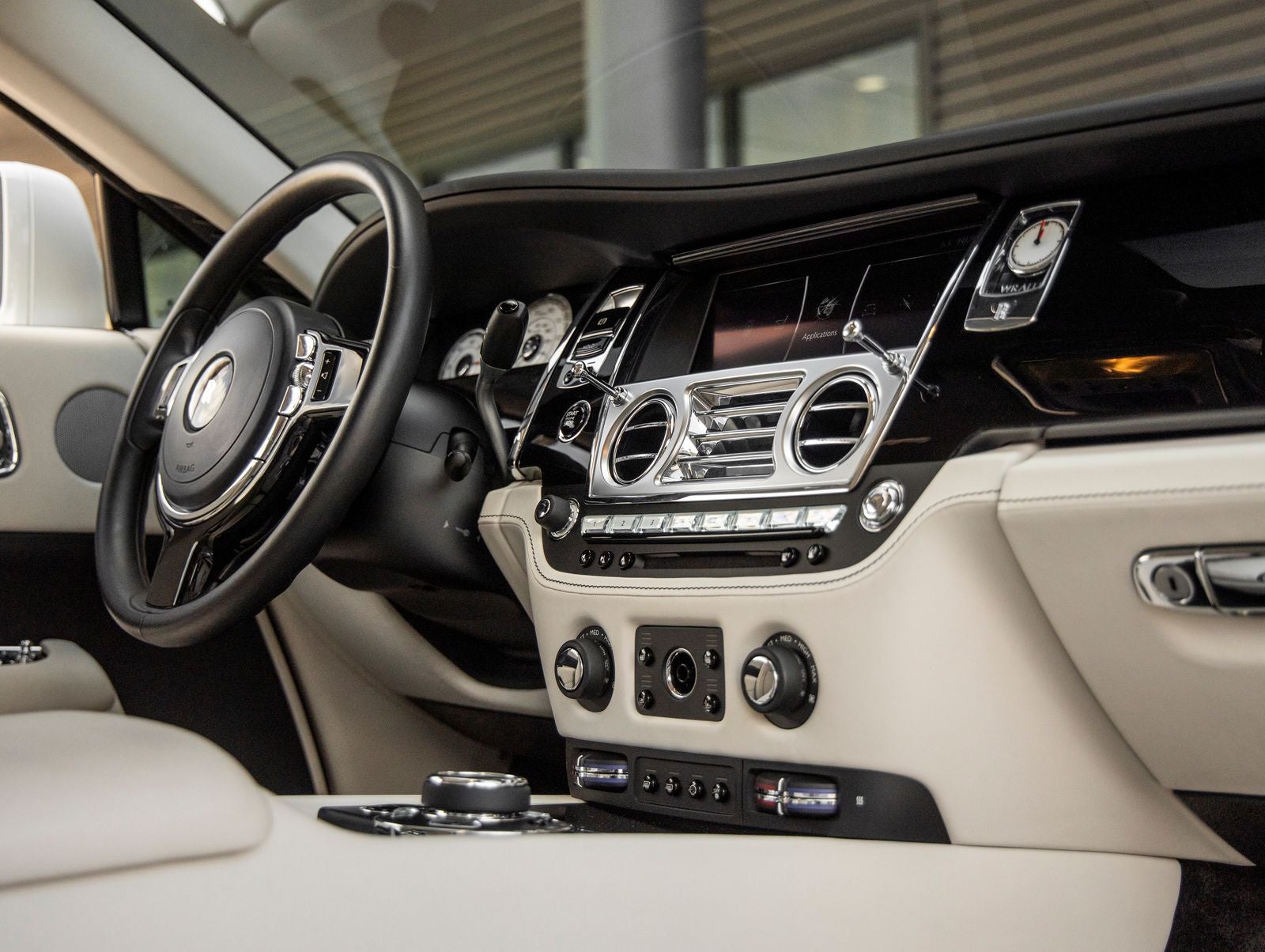 2018 Rolls-Royce Wraith Base