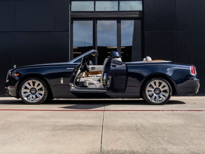 2016 Rolls-Royce Dawn Base