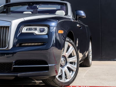 2016 Rolls-Royce Dawn Base