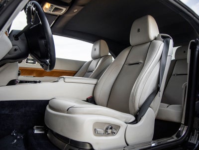 2016 Rolls-Royce Dawn Base