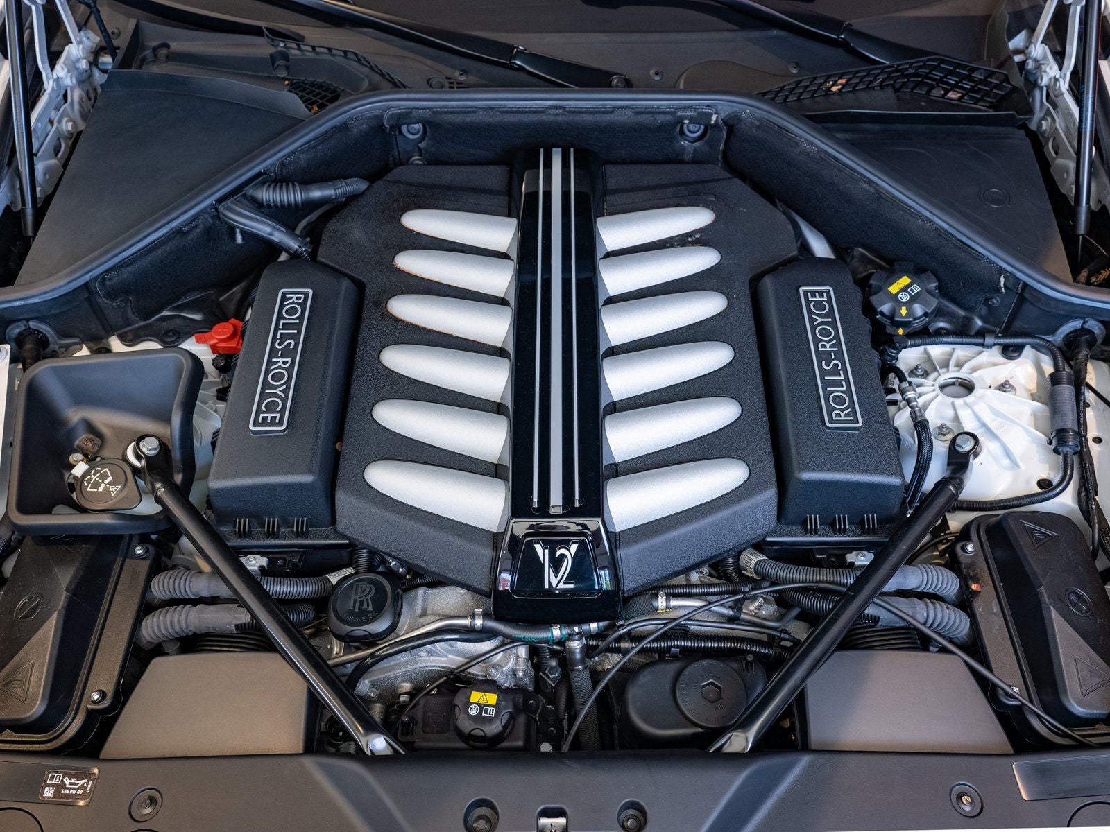 2018 Rolls-Royce Dawn Base