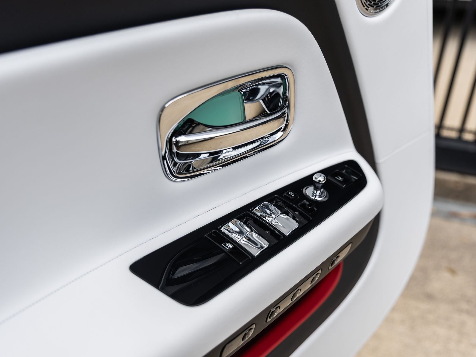 2026 Rolls-Royce Spectre 