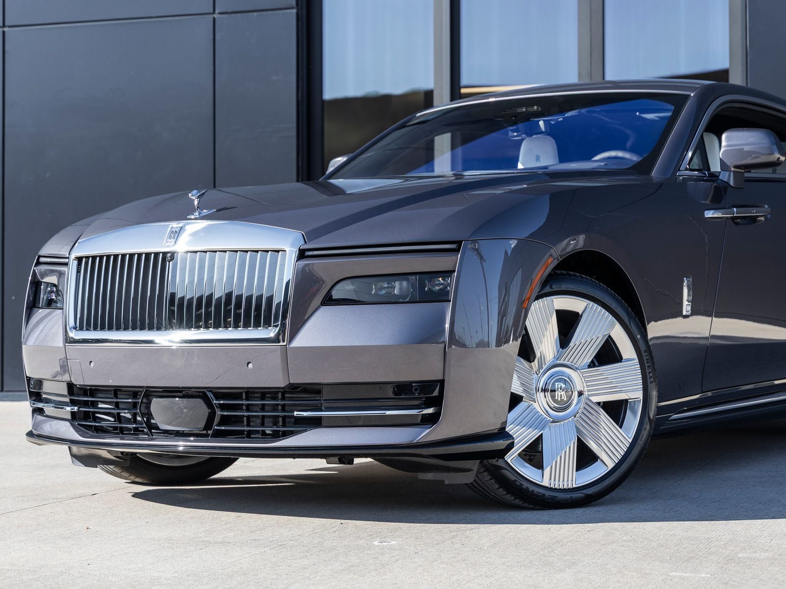 2025 Rolls-Royce Spectre 