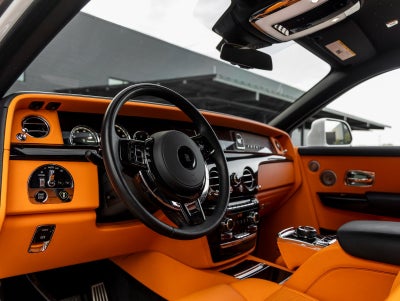 2022 Rolls-Royce Phantom Base