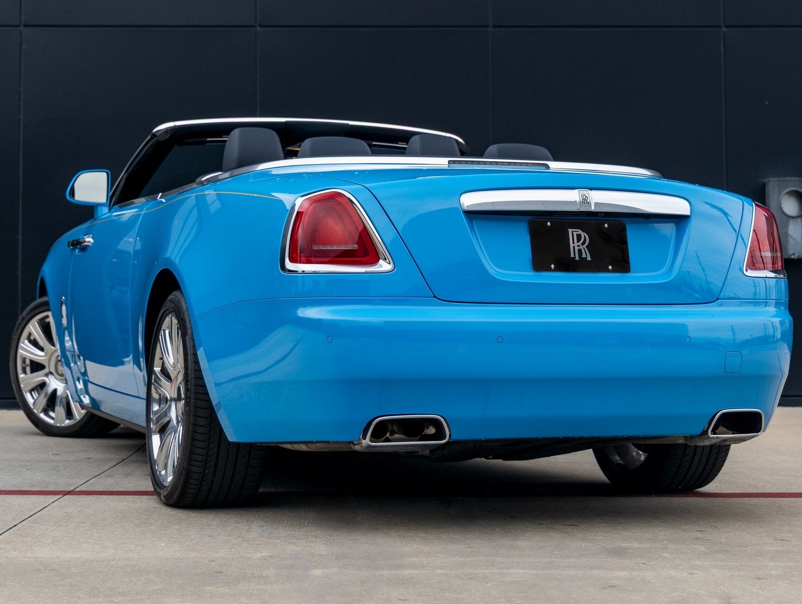 2021 Rolls-Royce Dawn Base