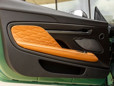 2025 Aston Martin DB12 Base