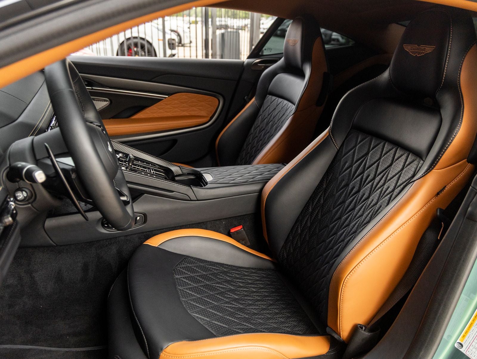 2025 Aston Martin DB12 Base