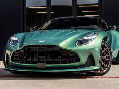 2025 Aston Martin DB12 Base