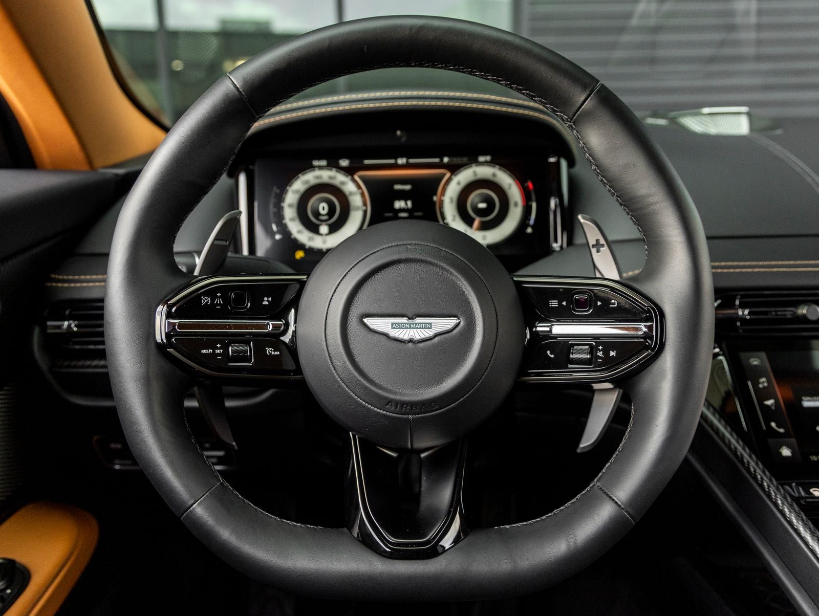 2025 Aston Martin DB12 Base
