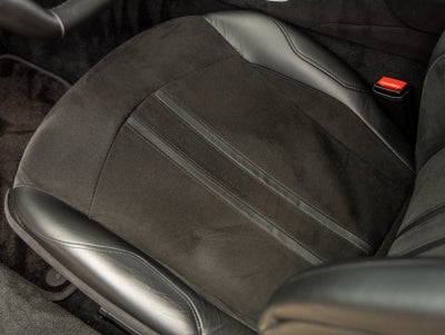 2019 Aston Martin Vantage Base