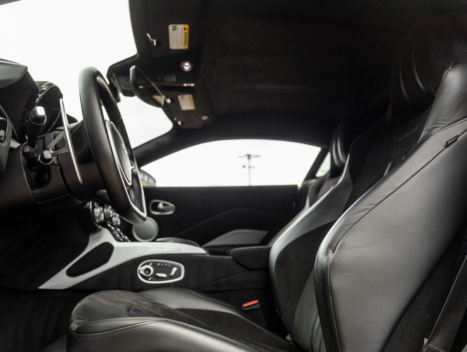 2019 Aston Martin Vantage Base