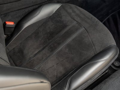 2019 Aston Martin Vantage Base