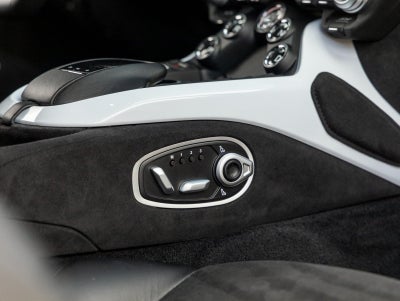 2019 Aston Martin Vantage Base