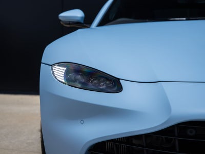 2022 Aston Martin Vantage Base