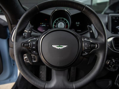 2022 Aston Martin Vantage Base