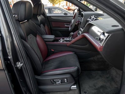 2022 Bentley Bentayga V8
