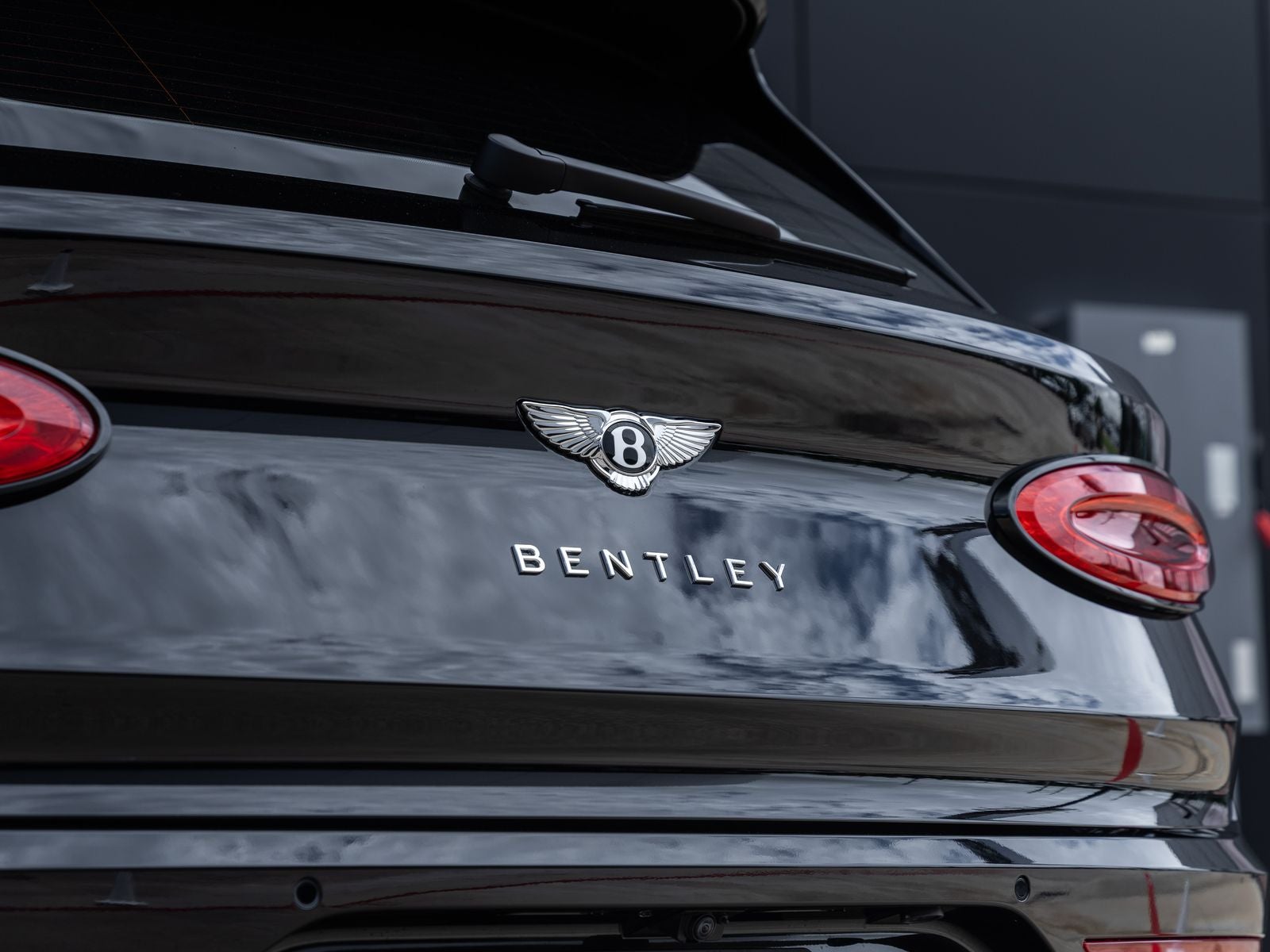 2023 Bentley Bentayga Base