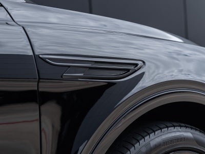 2023 Bentley Bentayga Base