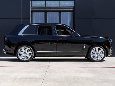 2025 Rolls-Royce Cullinan 