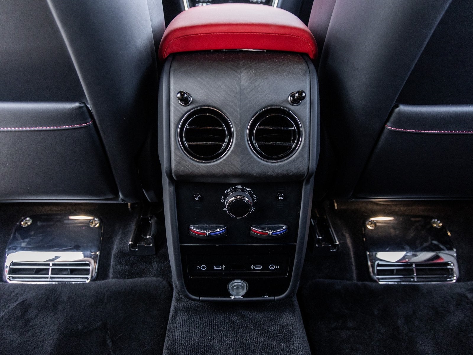 2025 Rolls-Royce Cullinan 