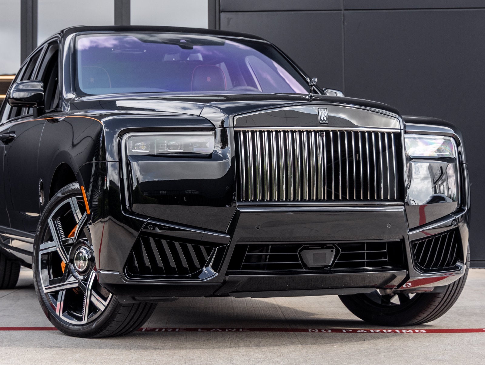 2026 Rolls-Royce Cullinan Black Badge