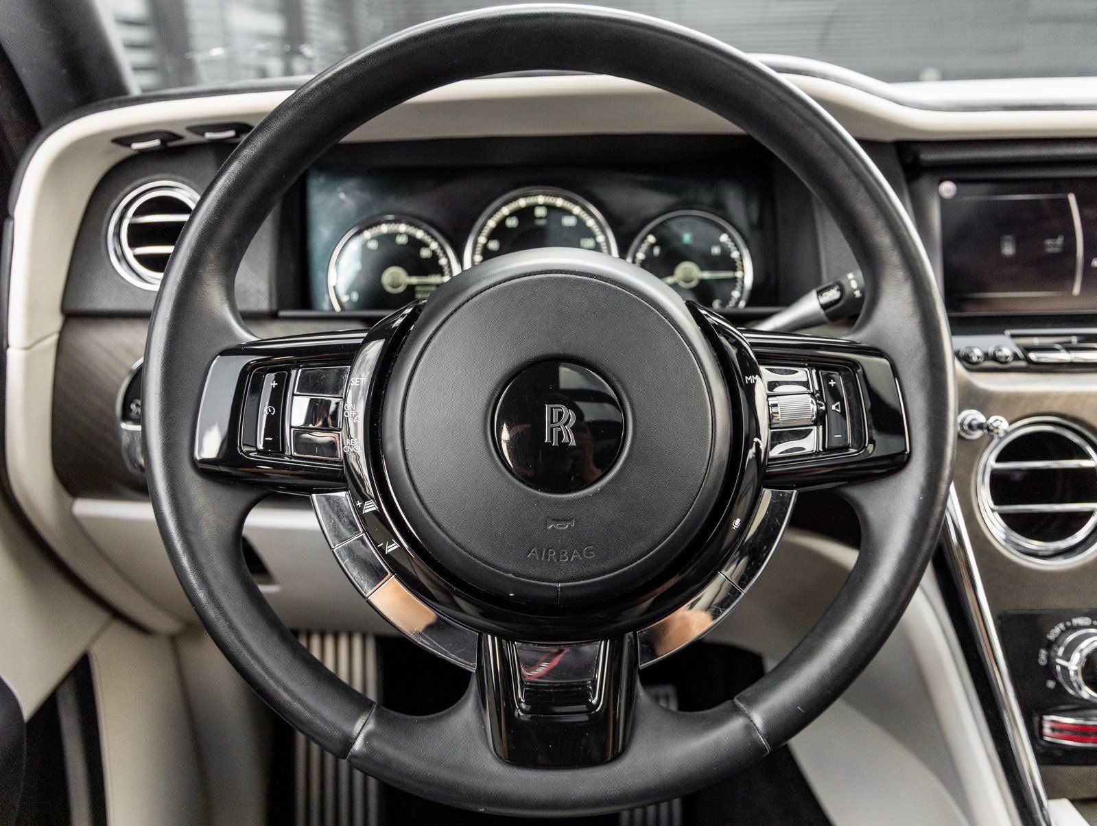 2019 Rolls-Royce Cullinan Base