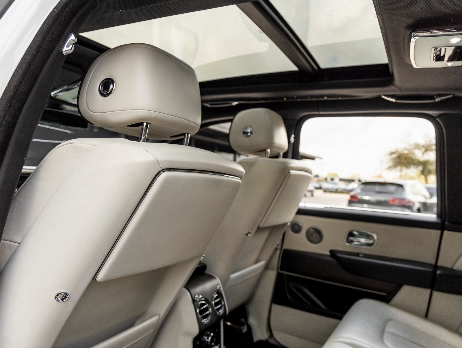 2019 Rolls-Royce Cullinan Base